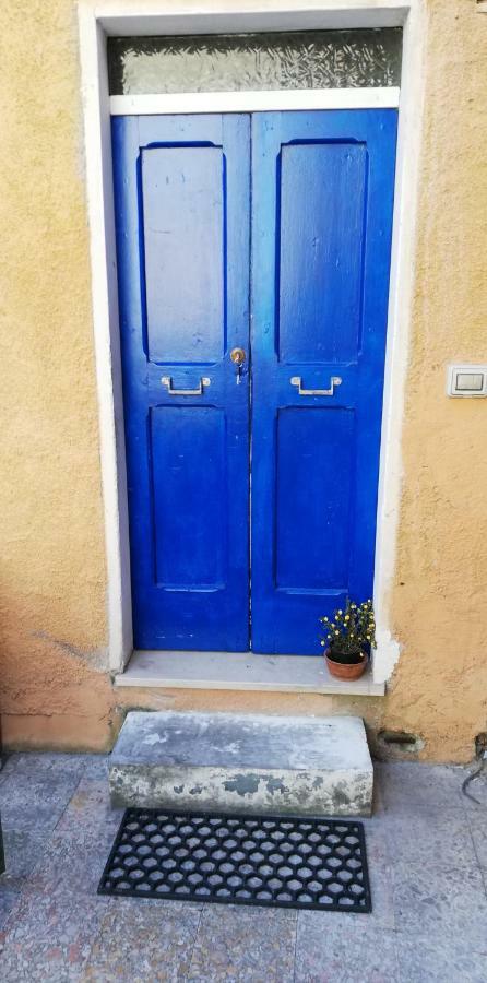 Apartamento Blu Klein Foligno Exterior foto